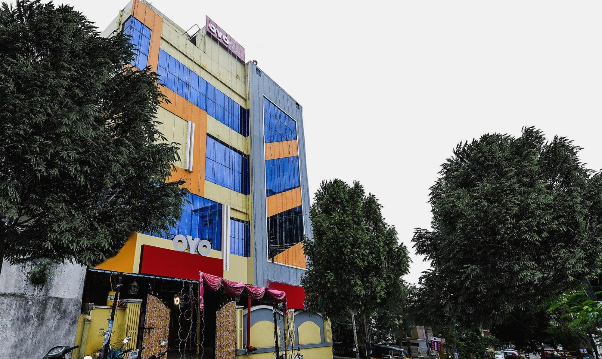 Hotel O Sindhura Guest House Raspari Palao Exterior photo