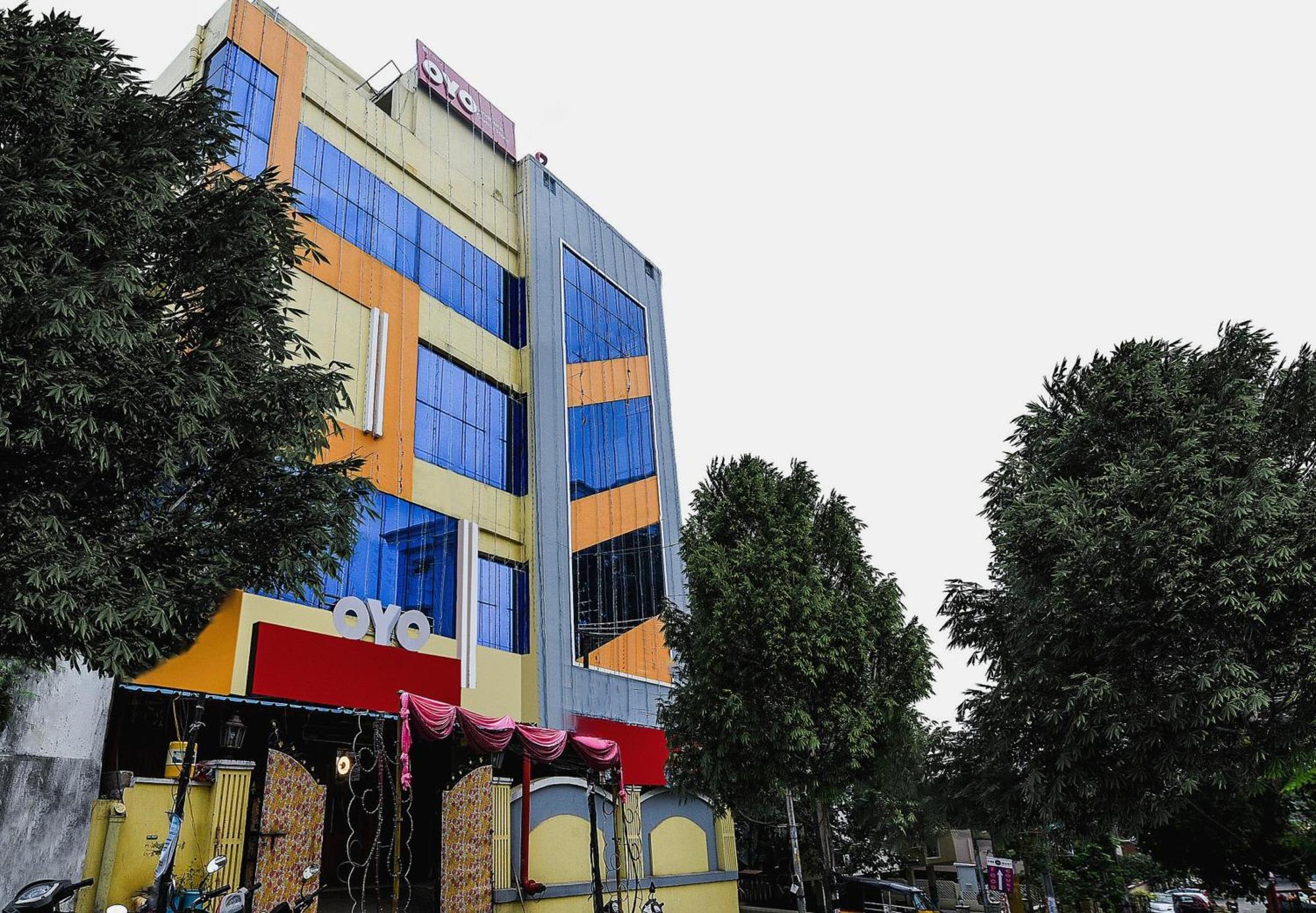 Hotel O Sindhura Guest House Raspari Palao Exterior photo